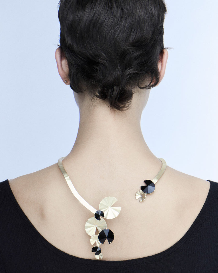 Fold collection -  Choker