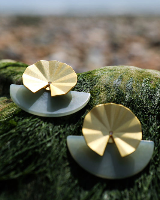 Fold collection Earrings - White Jade